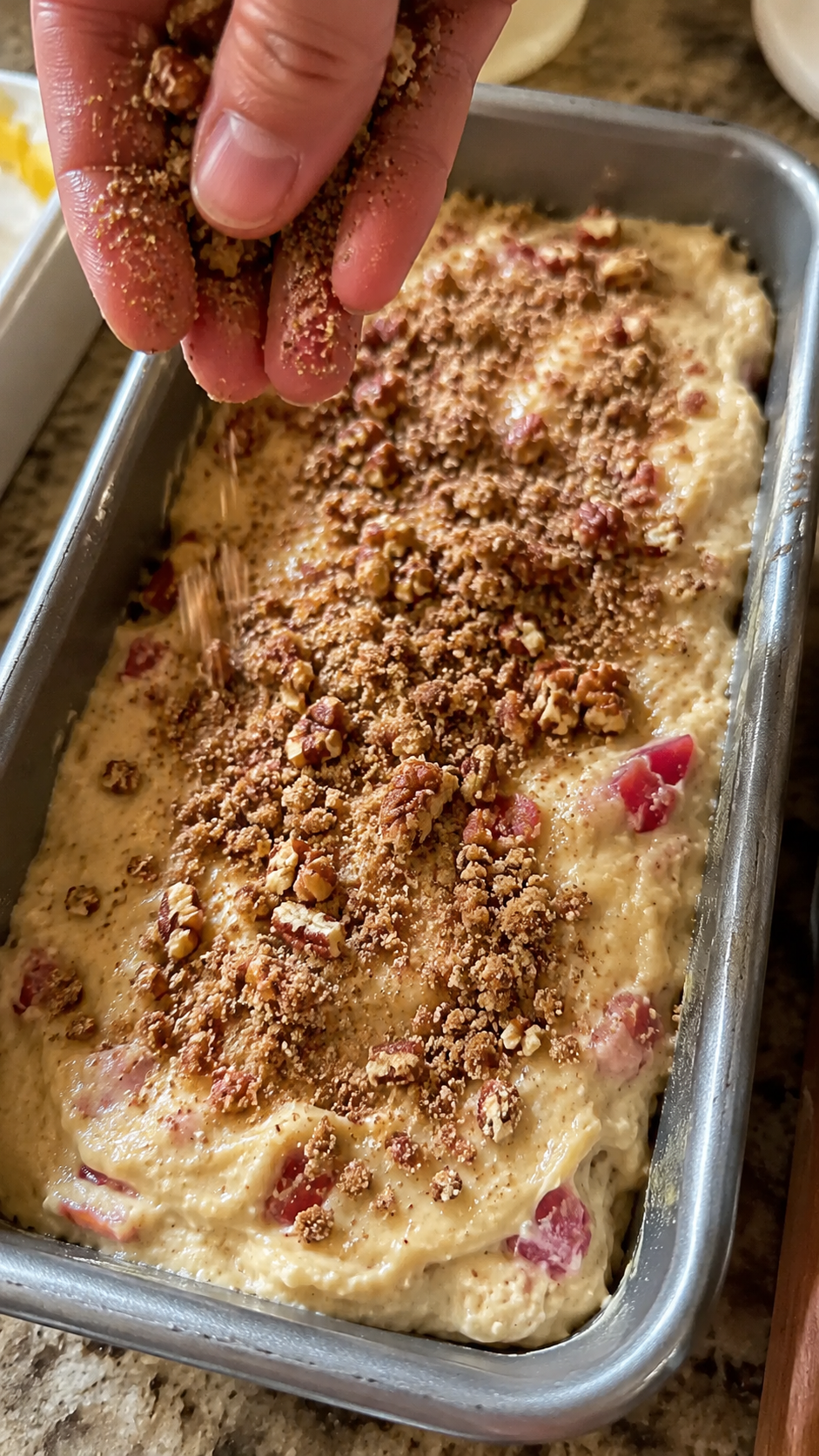 Cinnamon Streusel Rhubarb Bread