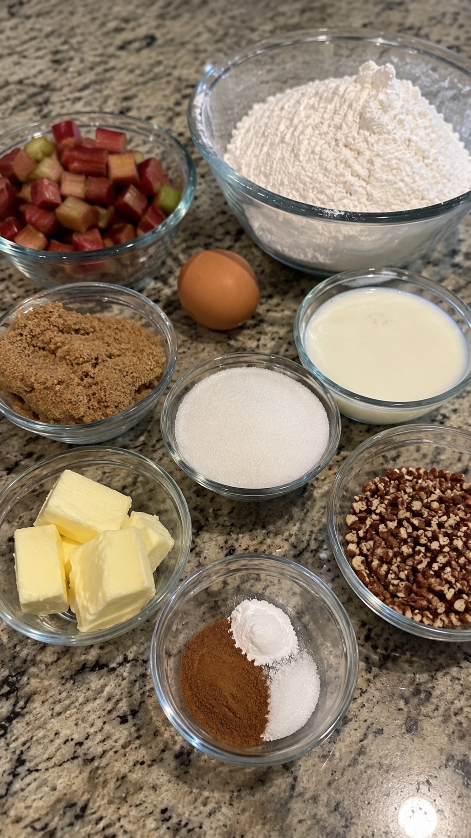 Cinnamon Streusel Rhubarb Bread